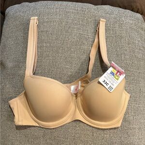 Essential Bodywear Abbie Tshirt bra in buff. NWT 32C